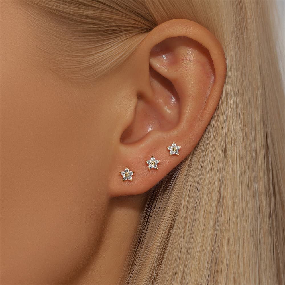 Amélie – Cercei delicati din aur cu mișcare.