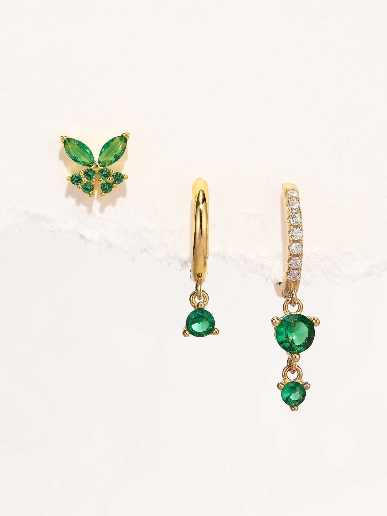 Anja – Cercei din aur cu margine delicată