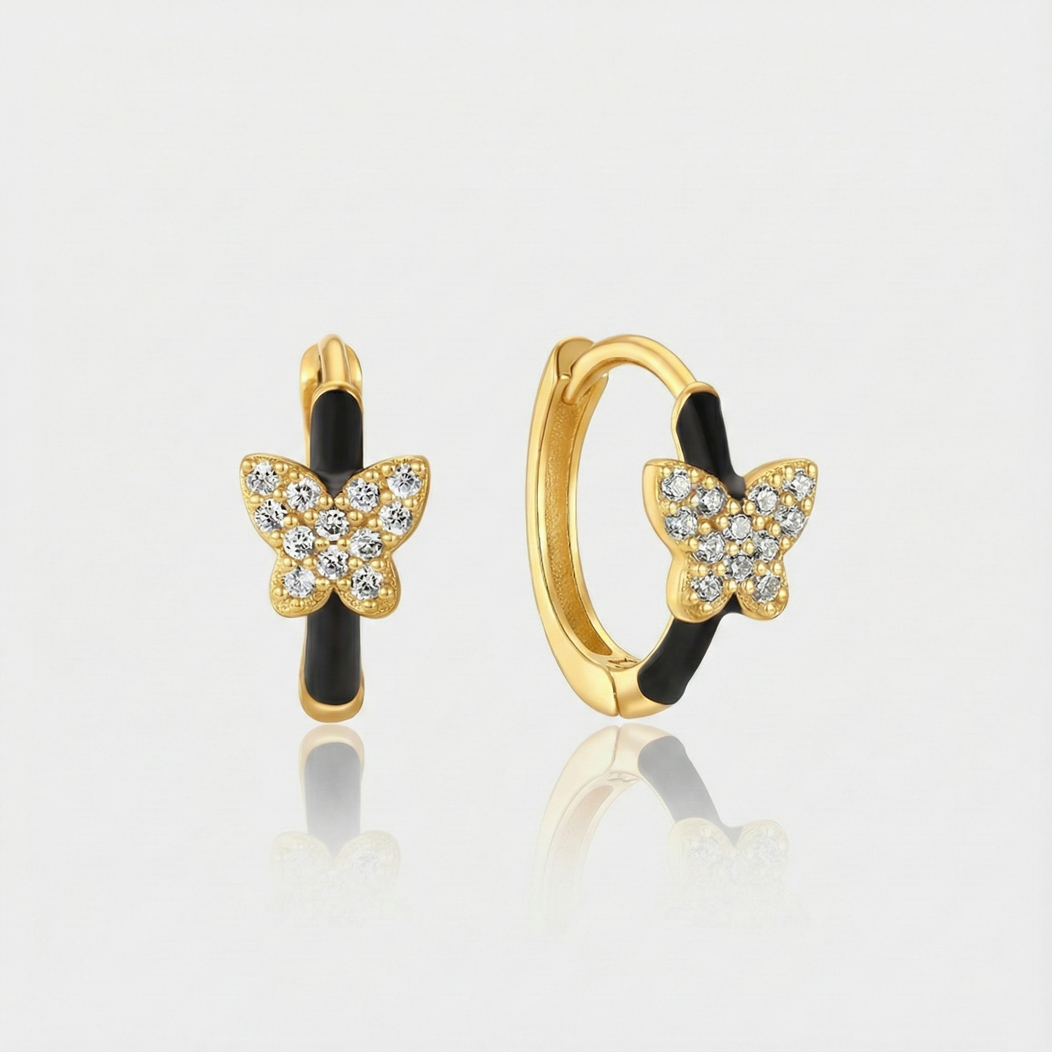 Theresia – Cercei aurii cu curbură moale